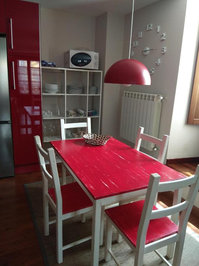 Apartamento Cine Colon 里瓦德奥 外观 照片